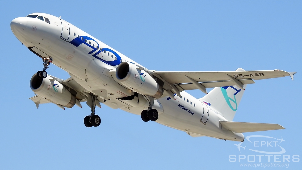 S5-AAR - Airbus A319 -132 (Adria Airways) / Dionysios Solomos - Zakynthos Greece [LGZA/ZTH]