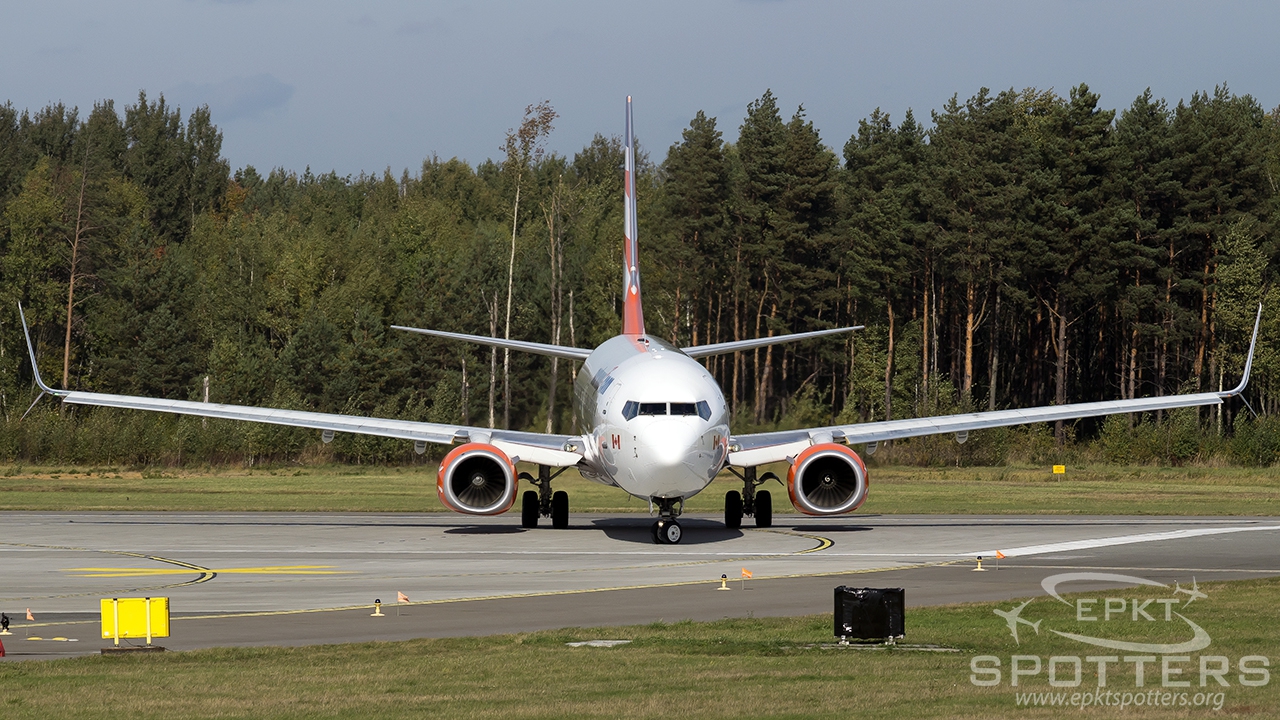 C-FLSW - Boeing 737 -8HX (SmartWings) / Pyrzowice - Katowice Poland [EPKT/KTW]