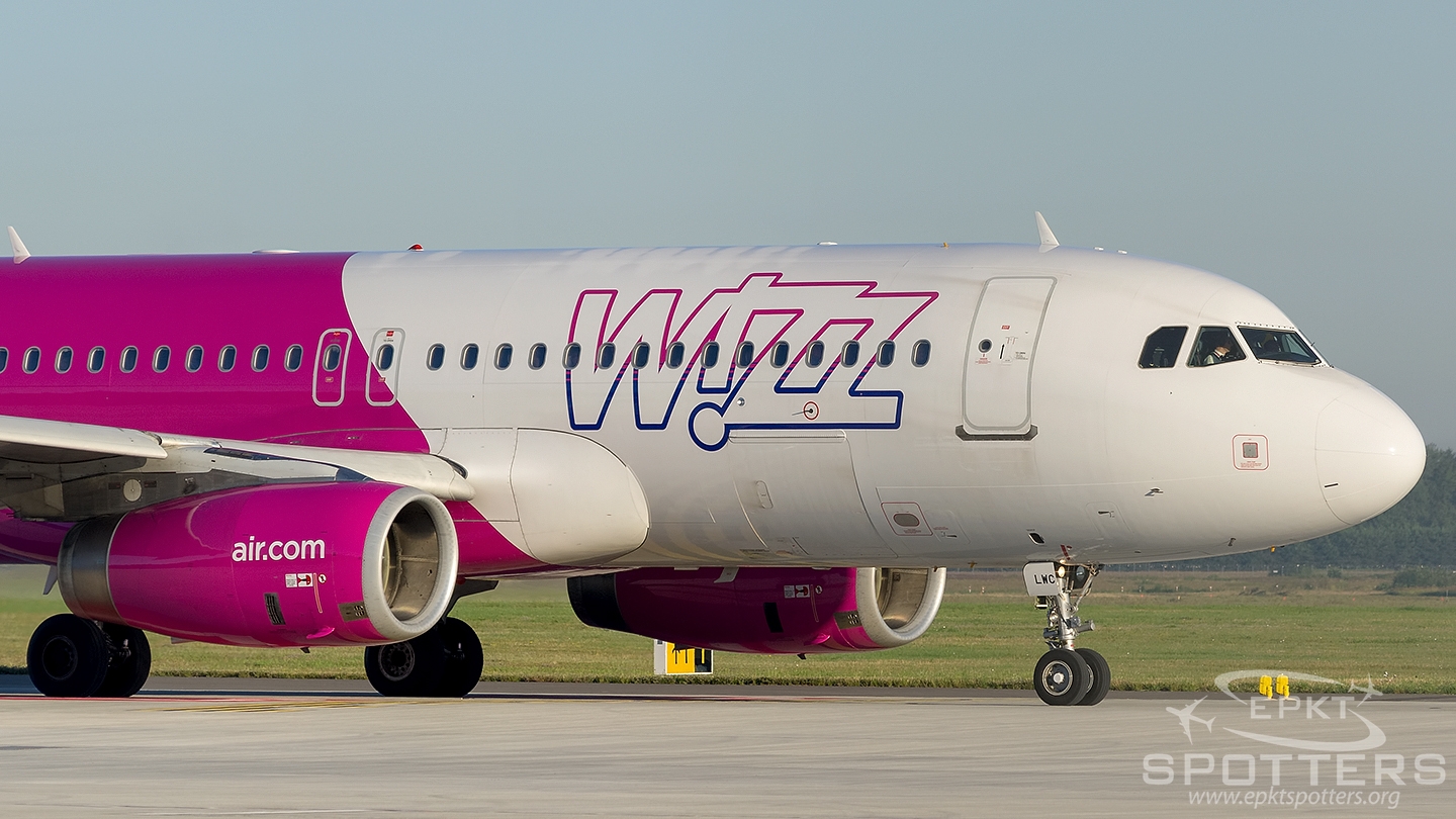 HA-LWC - Airbus A320 -232 (Wizz Air) / Pyrzowice - Katowice Poland [EPKT/KTW]