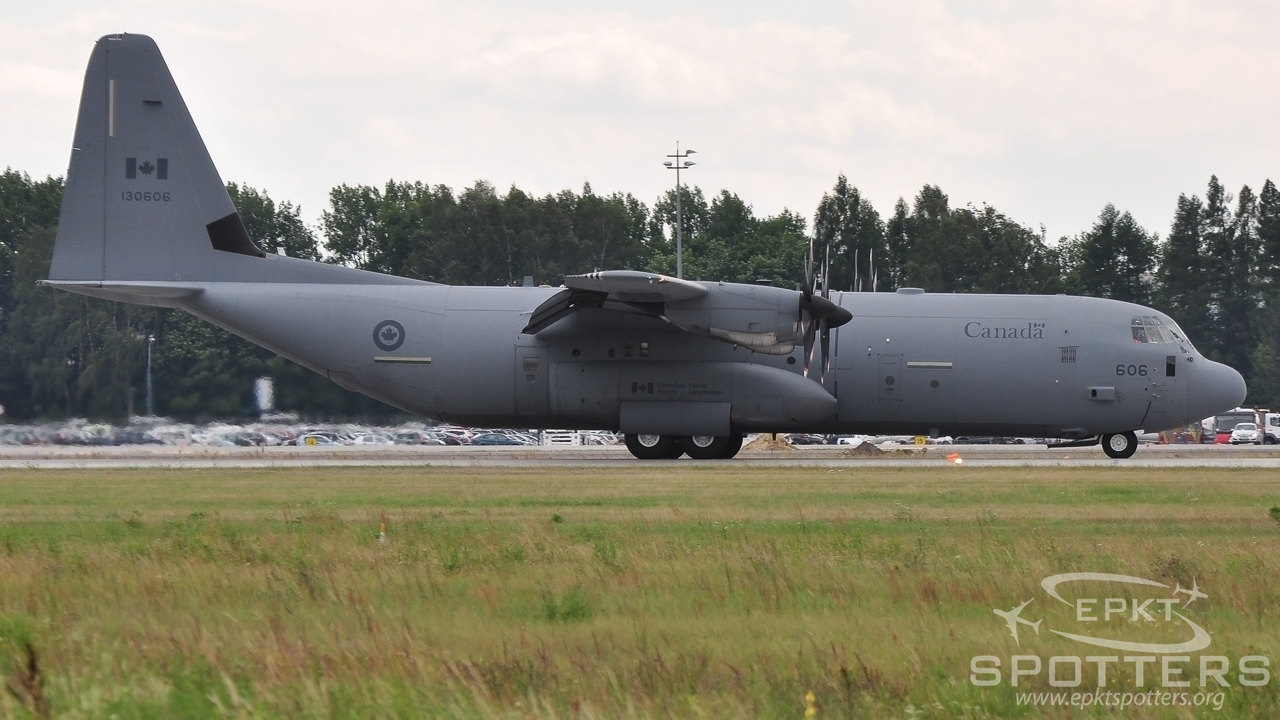 130606 - Lockheed CC-130J Hercules  (Kanada - Royal Air Force) / Pyrzowice - Katowice Poland [EPKT/KTW]