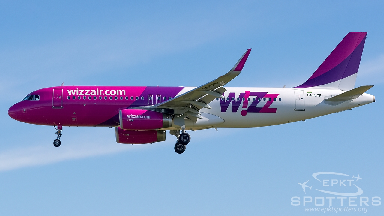 HA-LYK - Airbus A320 -232 (Wizz Air) / Pyrzowice - Katowice Poland [EPKT/KTW]