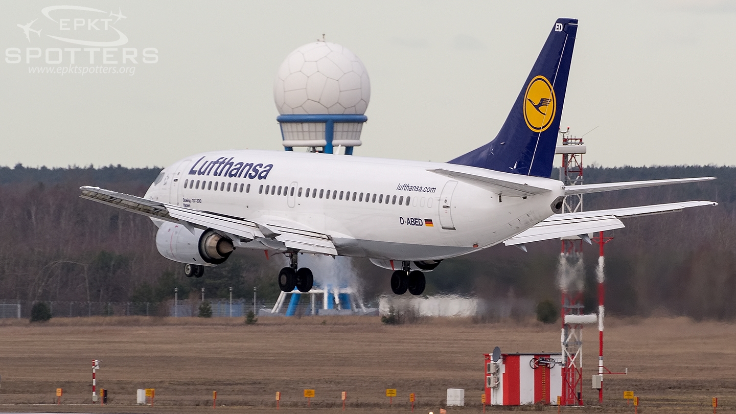 D-ABED - Boeing 737 -330 (Lufthansa) / Pyrzowice - Katowice Poland [EPKT/KTW]