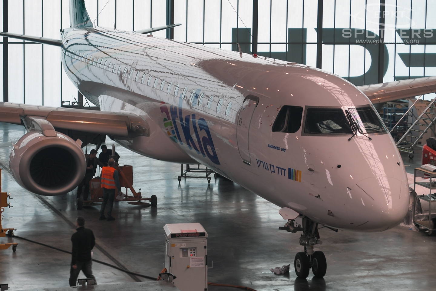 4X-EMA - Embraer 190 -200LR (Arkia Israeli Airlines) / Pyrzowice - Katowice Poland [EPKT/KTW]