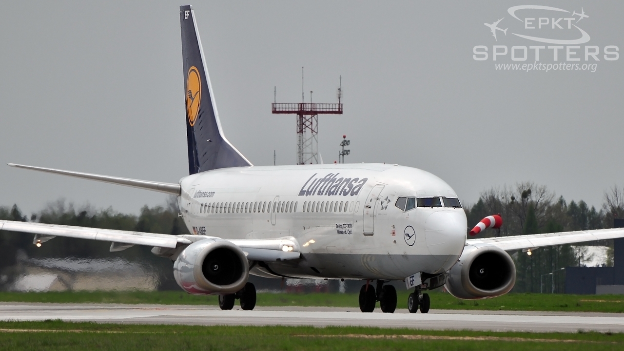 D-ABEF - Boeing 737 -330 (Lufthansa) / Pyrzowice - Katowice Poland [EPKT/KTW]