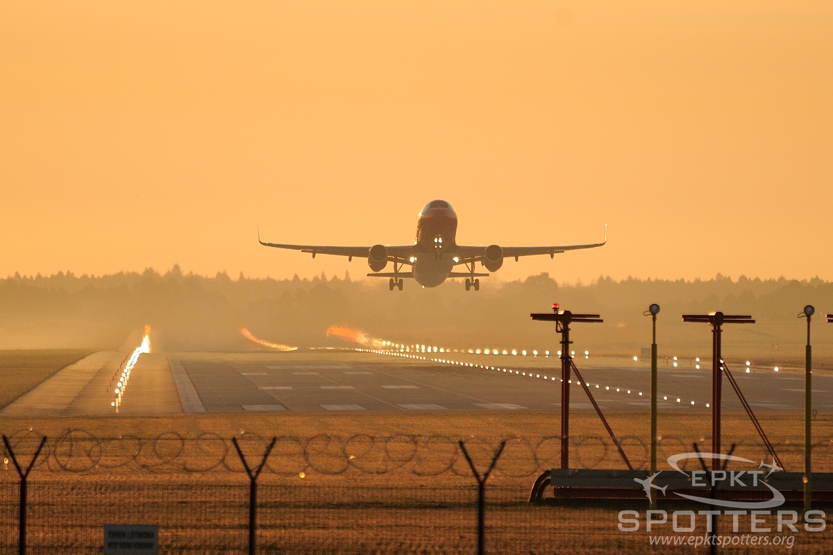 EPKT - Airport  - Runway  () / Pyrzowice - Katowice Poland [EPKT/KTW]