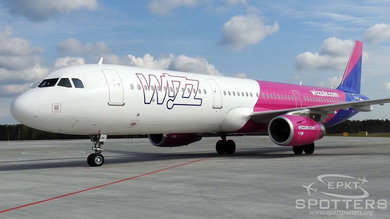 HA-LXA - Airbus A321 -231(WL) (Wizz Air) / Pyrzowice - Katowice Poland [EPKT/KTW]