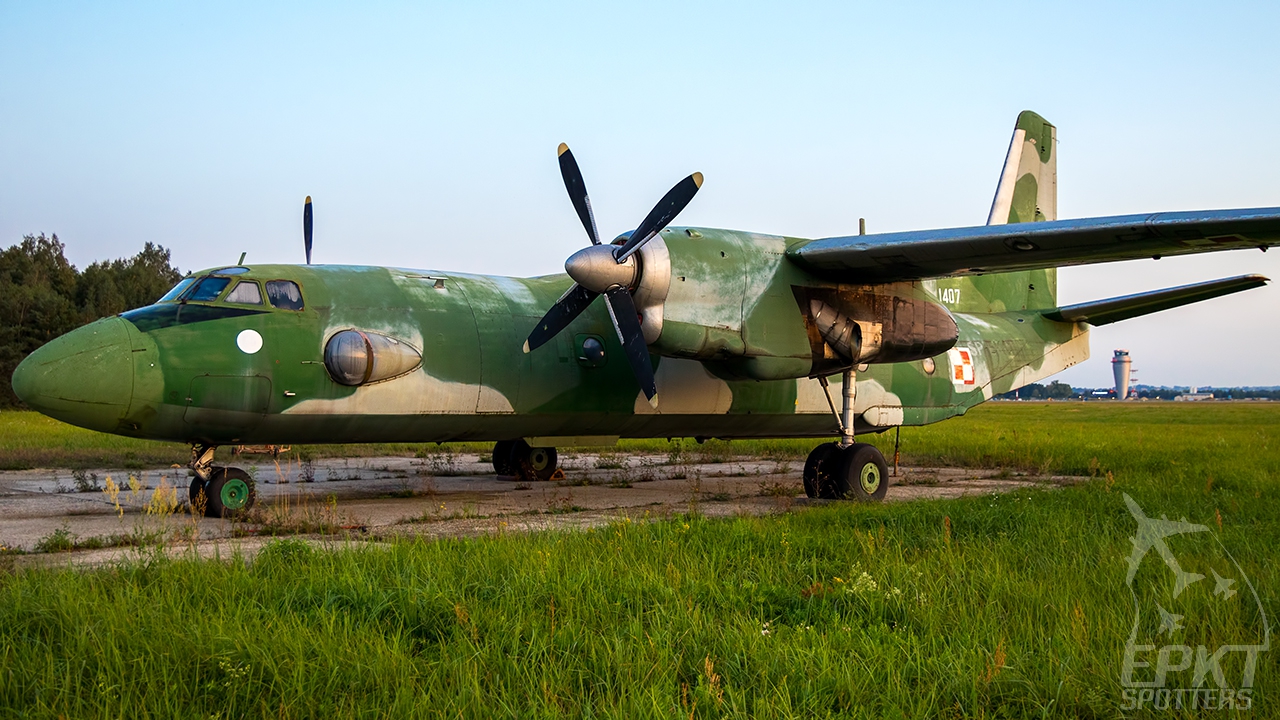SP-EKC - Antonov An-26  (Exin) / Pyrzowice - Katowice Poland [EPKT/KTW]