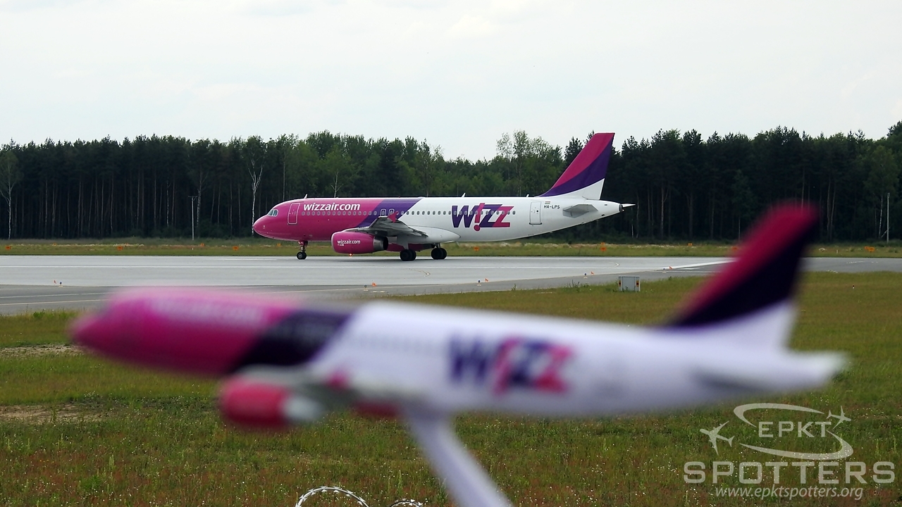 HA-LPS - Airbus A320 -232 (Wizz Air) / Pyrzowice - Katowice Poland [EPKT/KTW]